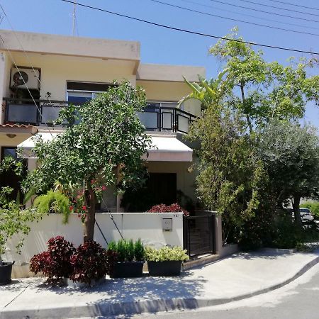Family Nest In The Heart Of Limassol Villa ภายนอก รูปภาพ