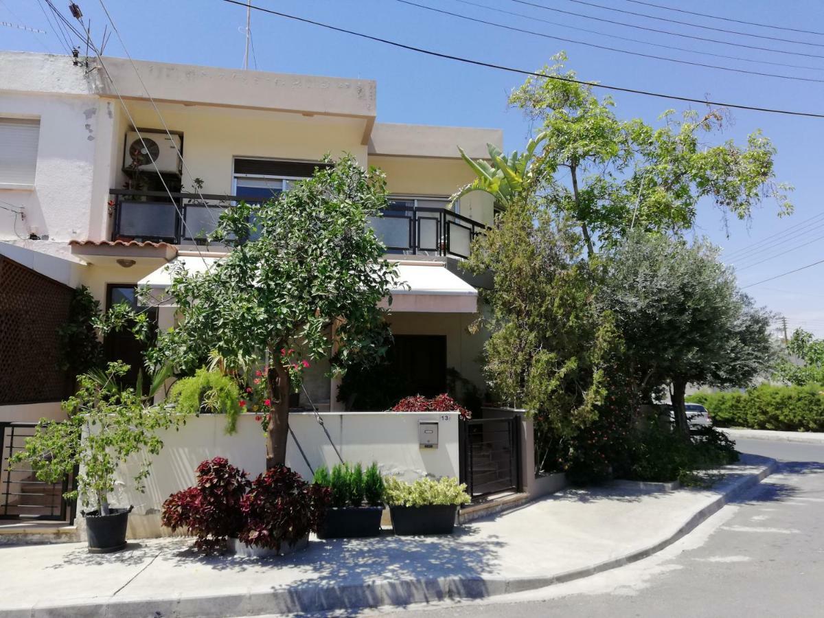 Family Nest In The Heart Of Limassol Villa ภายนอก รูปภาพ