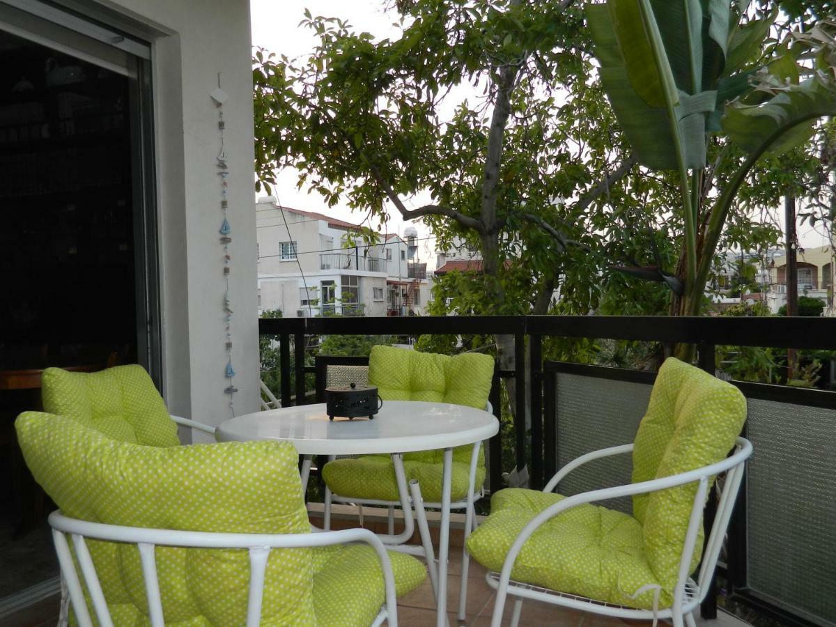 Family Nest In The Heart Of Limassol Villa ภายนอก รูปภาพ
