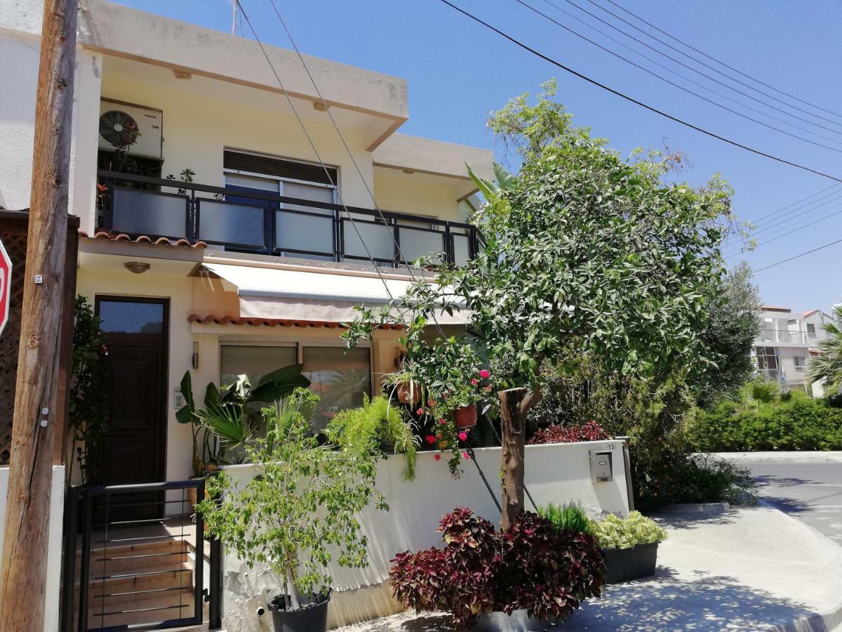 Family Nest In The Heart Of Limassol Villa ภายนอก รูปภาพ